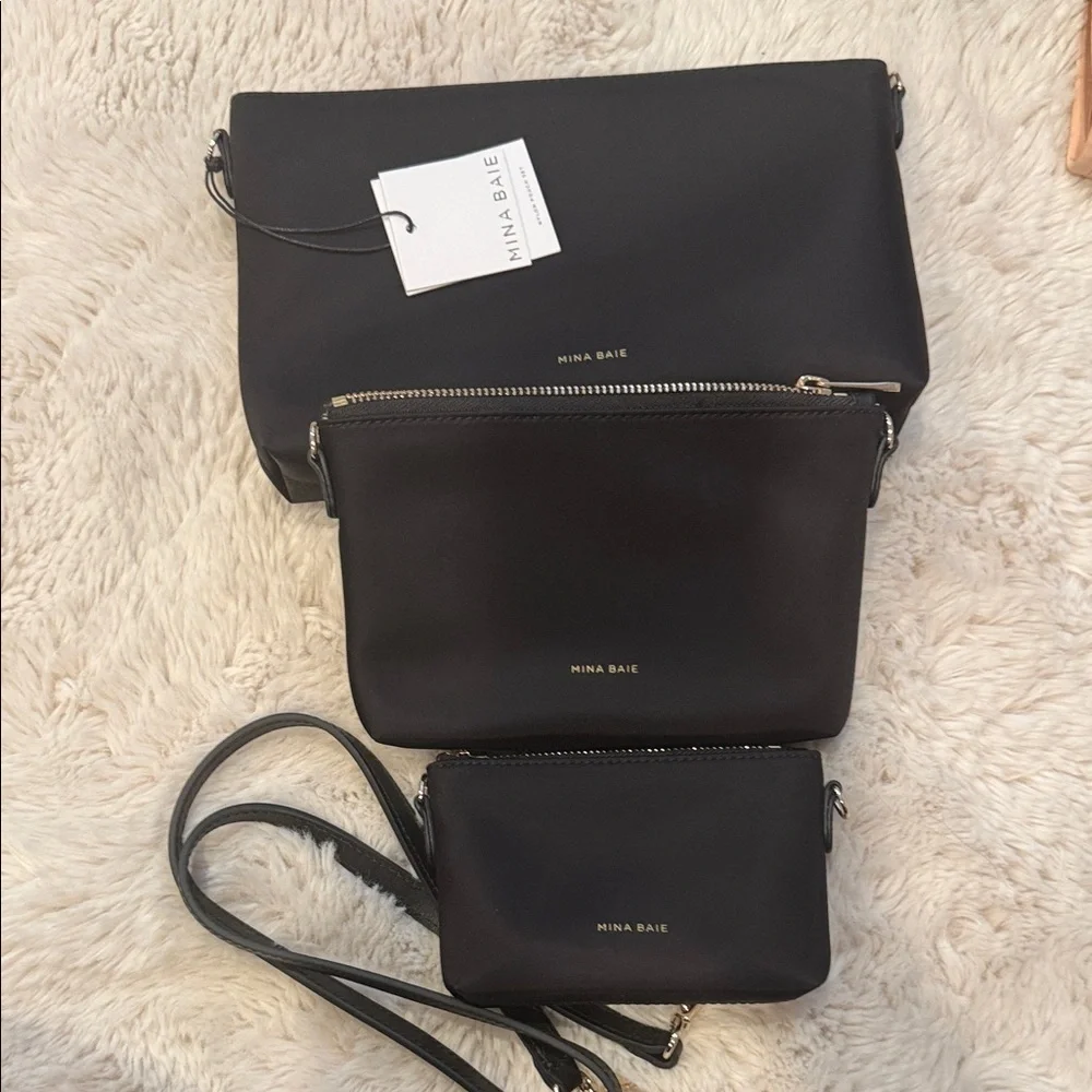 Mina Baie Black Nylon Crossbody Pouch Set - Picture 2 of 2